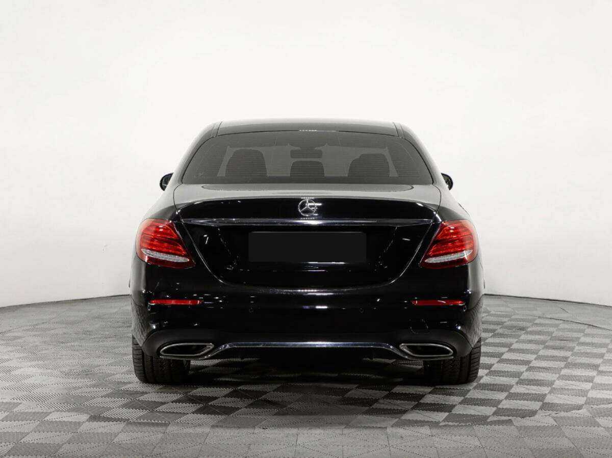 Mercedes-Benz E-Класс с пробегом — 2019 год. Фото: #5