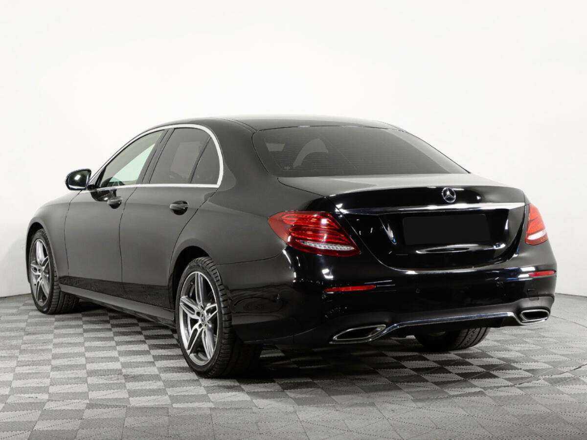 Mercedes-Benz E-Класс с пробегом — 2019 год. Фото: #6