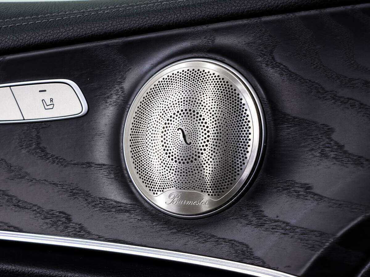 Mercedes-Benz E-Класс с пробегом — 2019 год. Фото: #17