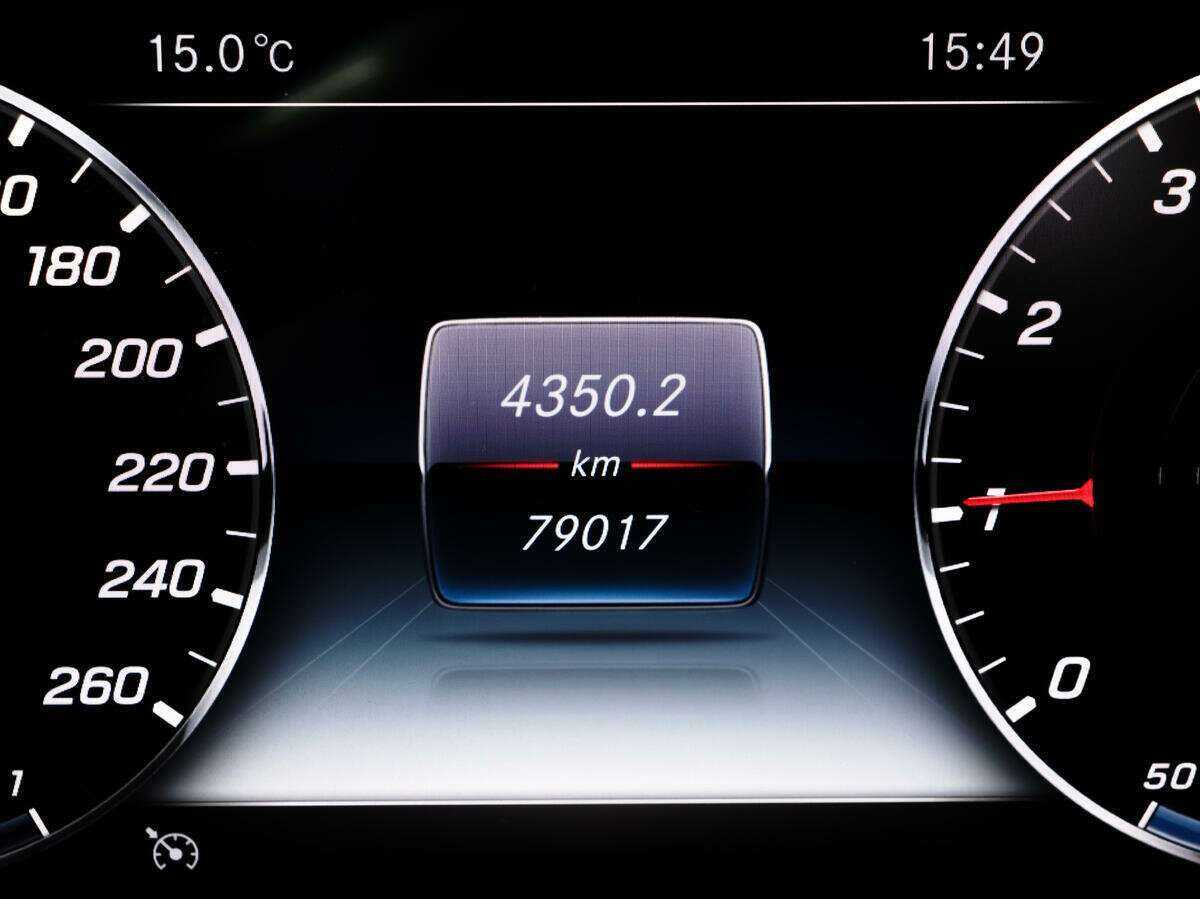 Mercedes-Benz E-Класс с пробегом — 2019 год. Фото: #23