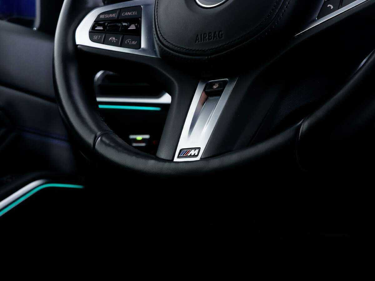 BMW 3 серии с пробегом — 2020 год. Фото: #13