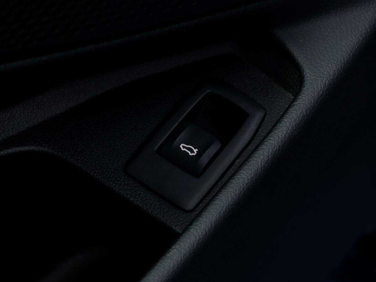 BMW 3 серии с пробегом — 2020 год. Фото: #16