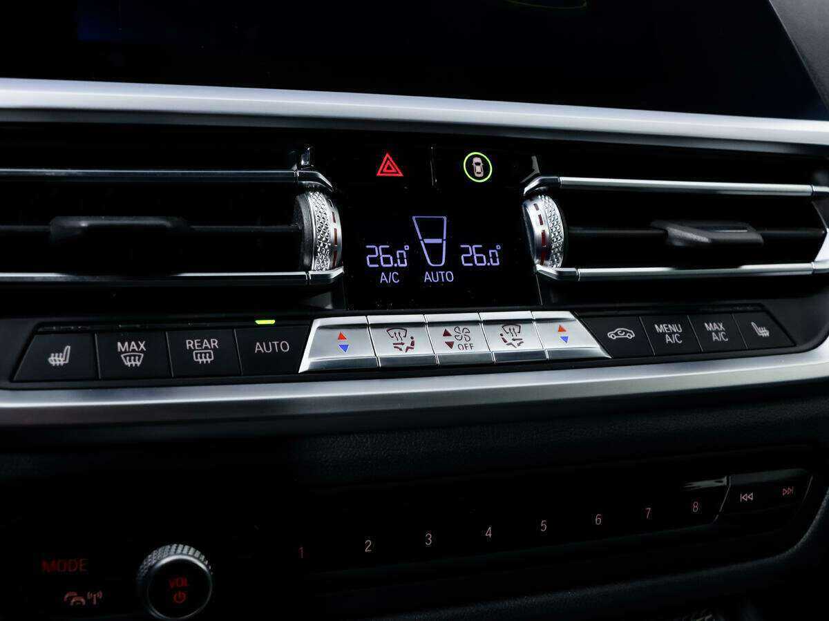 BMW 3 серии с пробегом — 2020 год. Фото: #23