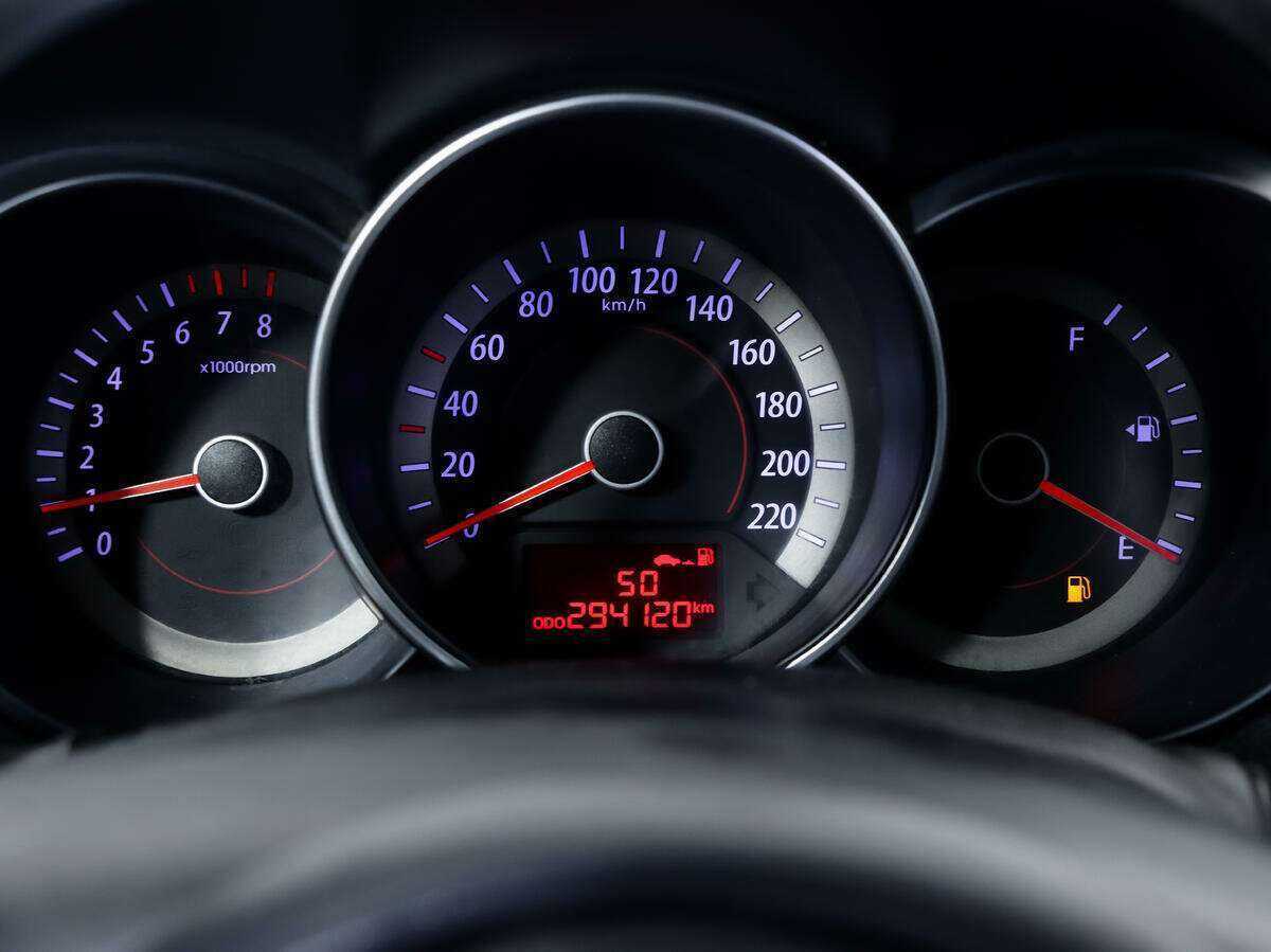 Kia Cerato с пробегом — 2011 год. Фото: #13