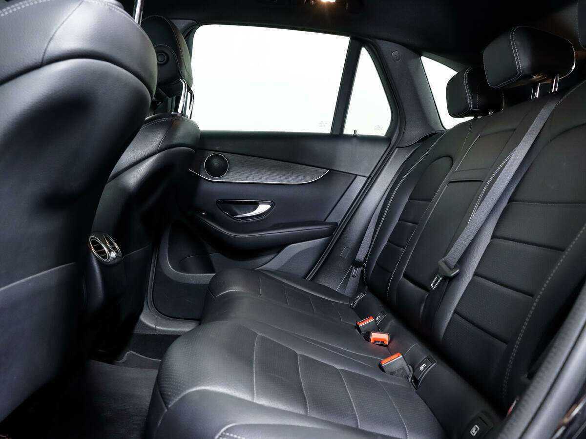 Mercedes-Benz GLC с пробегом — 2019 год. Фото: #10