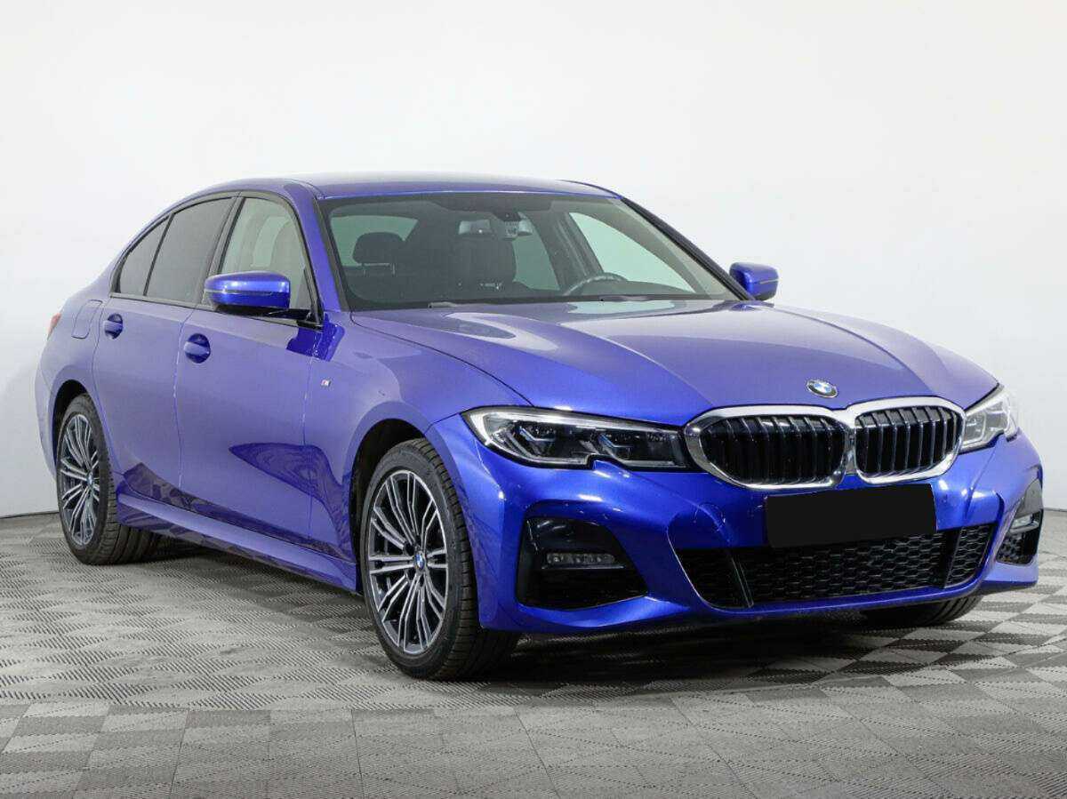 BMW 3 серии с пробегом — 2021 год. Фото: #2