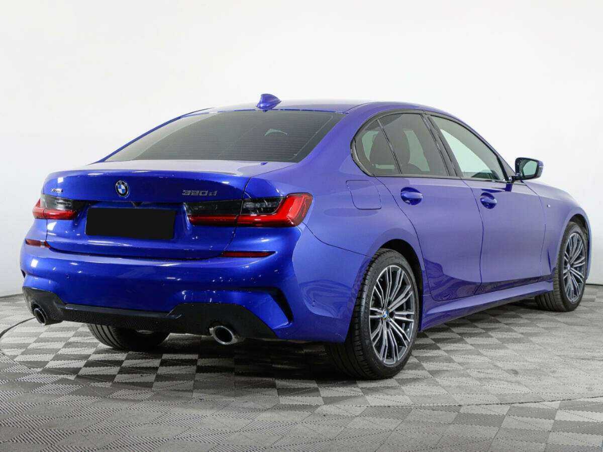 BMW 3 серии с пробегом — 2021 год. Фото: #4