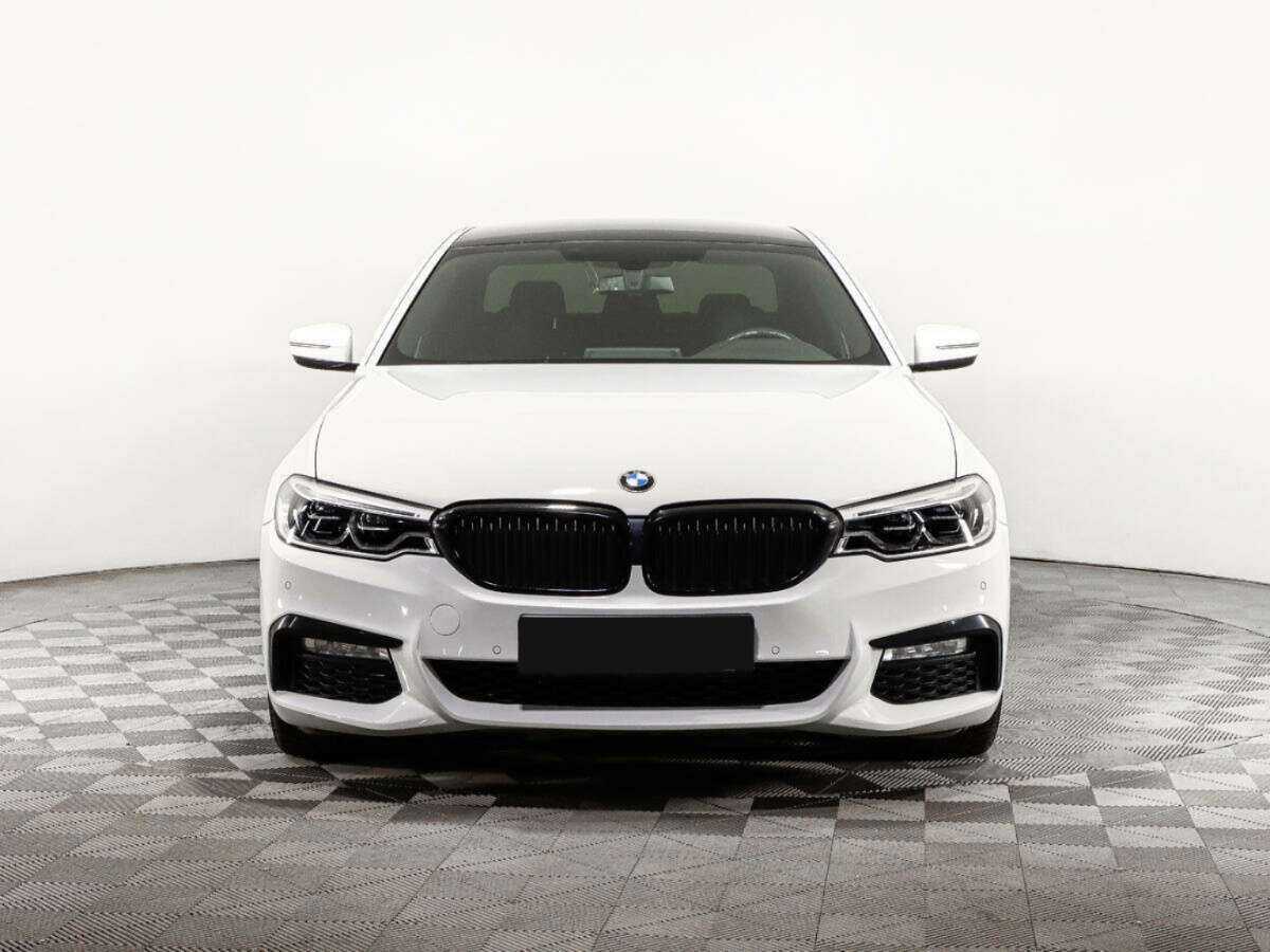 BMW 5 серии с пробегом — 2017 год. Фото: #1
