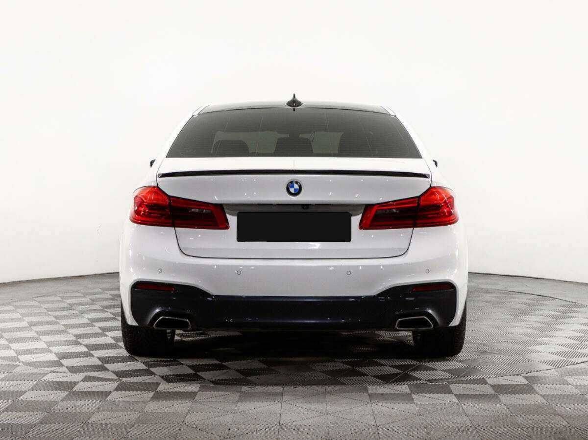 BMW 5 серии с пробегом — 2017 год. Фото: #4