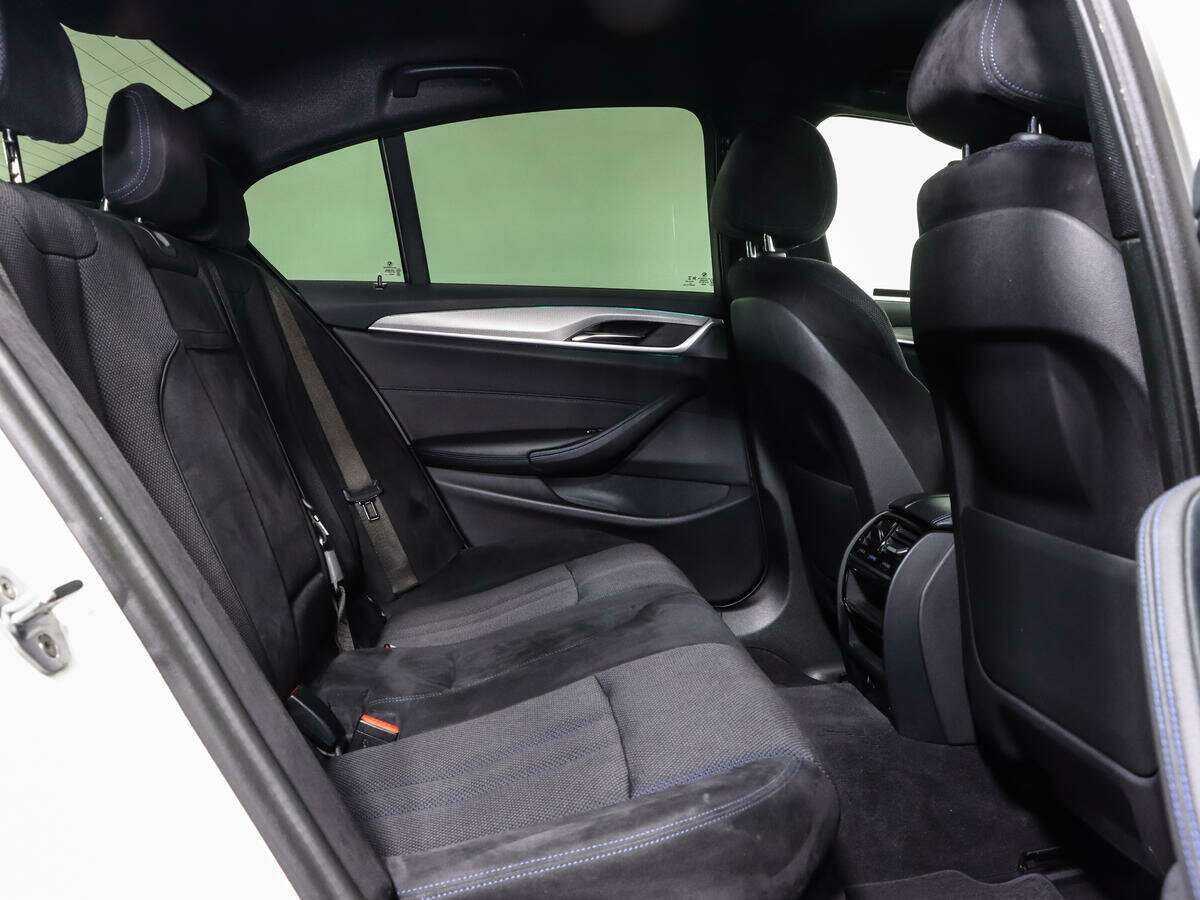 BMW 5 серии с пробегом — 2017 год. Фото: #16