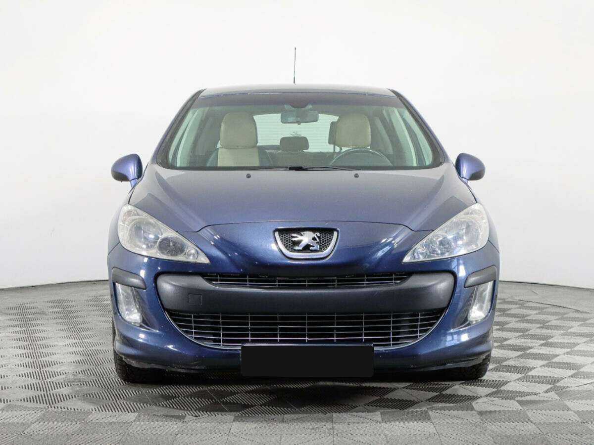 Peugeot 308 с пробегом — 2008 год. Фото: #1