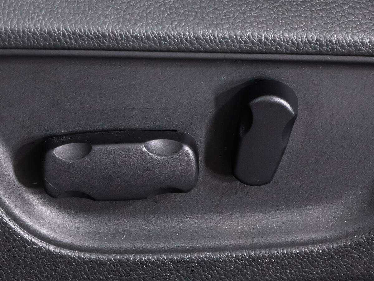 Mitsubishi Pajero Sport с пробегом — 2018 год. Фото: #11