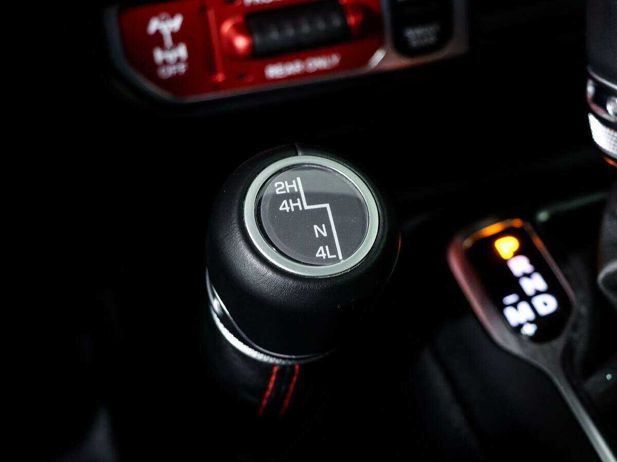 Jeep Wrangler с пробегом — 2021 год. Фото: #16