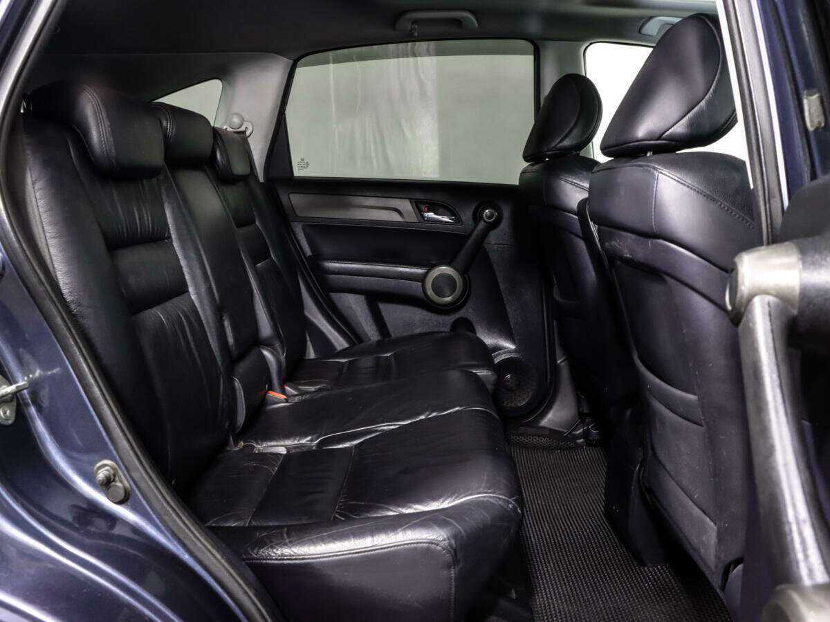 Honda CR-V с пробегом — 2010 год. Фото: #13