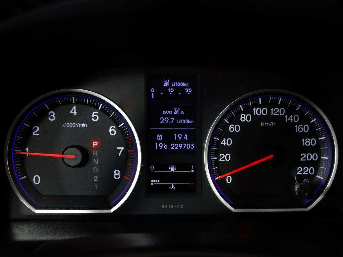 Honda CR-V с пробегом — 2010 год. Фото: #15