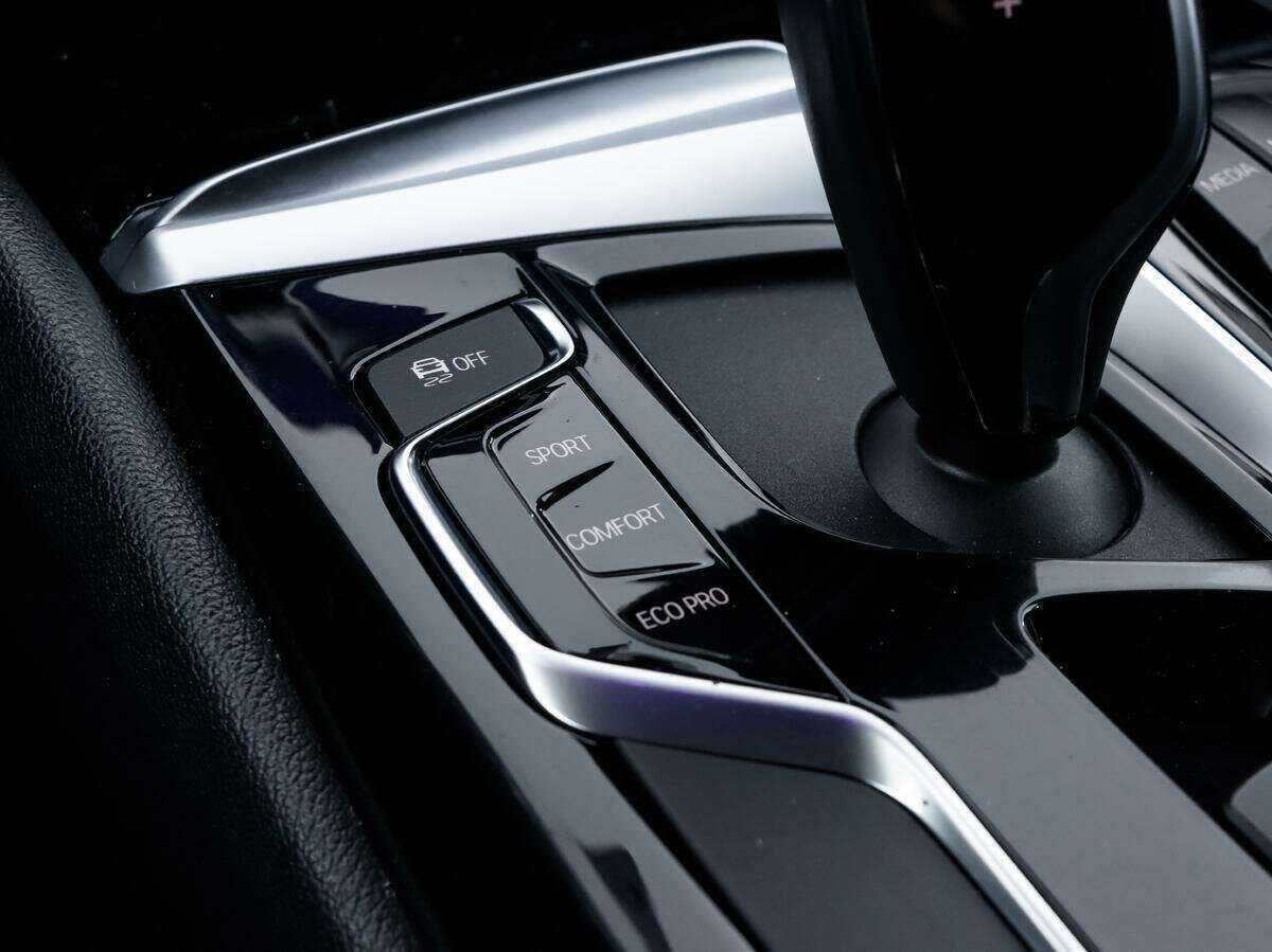 BMW 5 серии с пробегом — 2019 год. Фото: #12