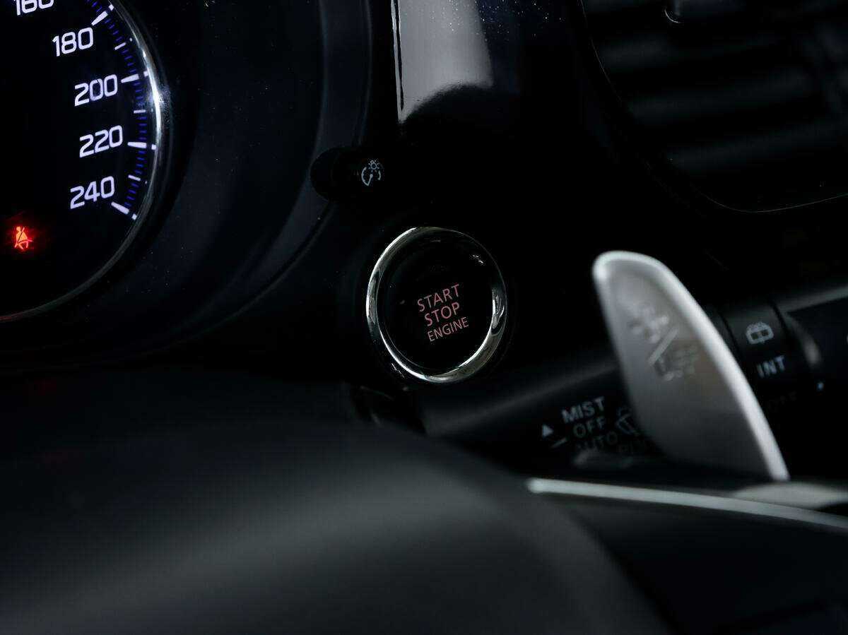 Mitsubishi Outlander с пробегом — 2015 год. Фото: #14