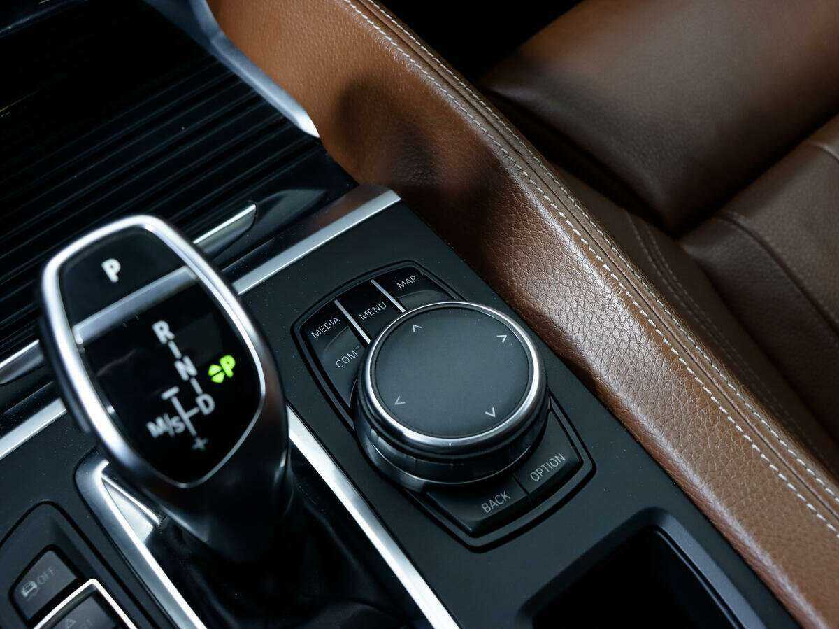 BMW X6 с пробегом — 2017 год. Фото: #18