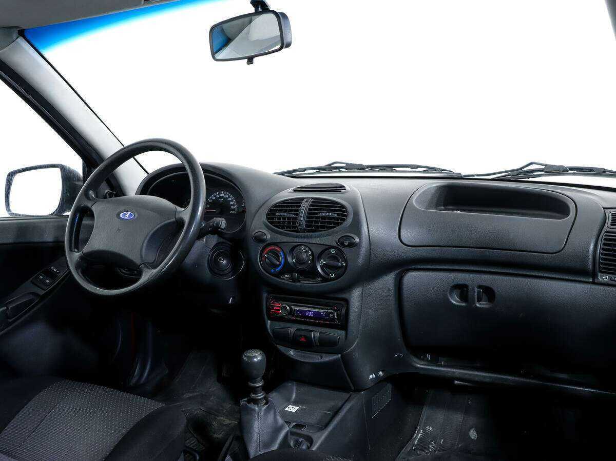 Lada (ВАЗ) Kalina с пробегом — 2012 год. Фото: #8