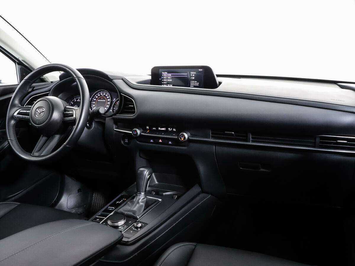 Mazda CX-30 с пробегом — 2022 год. Фото: #6