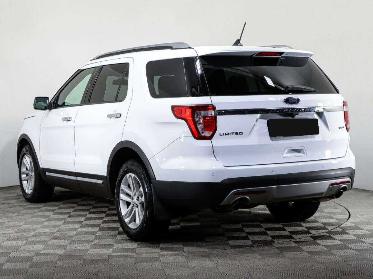 Ford Explorer с пробегом — 2017 год. Фото: #6