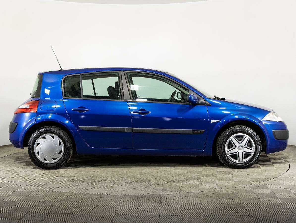 Renault Megane с пробегом — 2003 год. Фото: #3