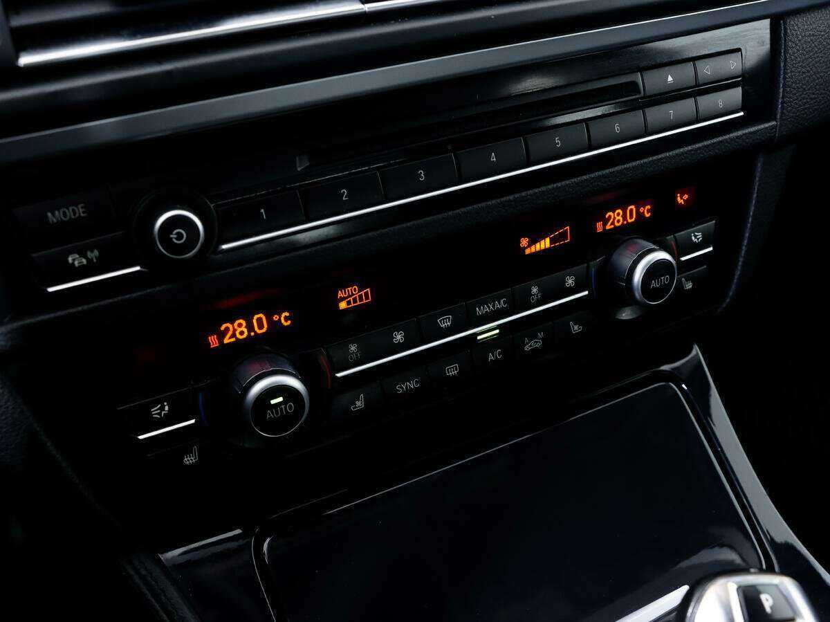 BMW 5 серии с пробегом — 2013 год. Фото: #17