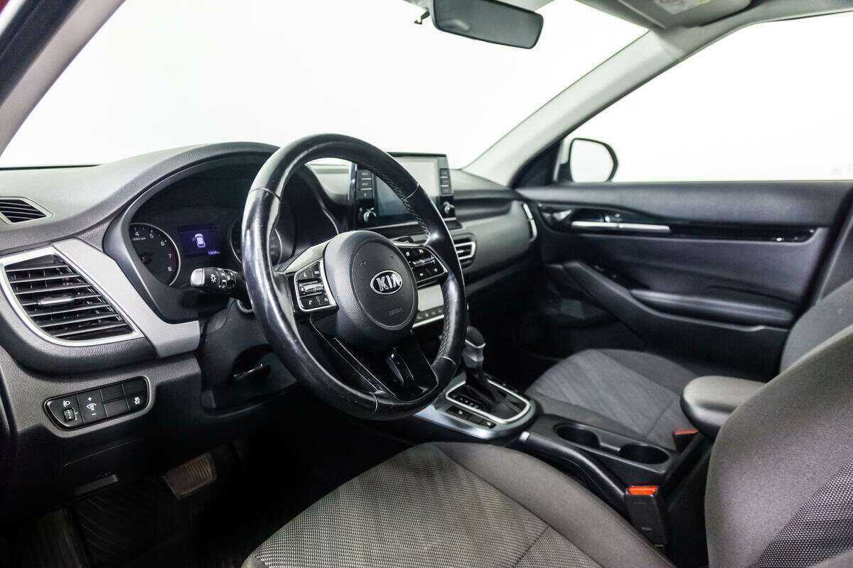 Kia Seltos с пробегом — 2020 год. Фото: #10