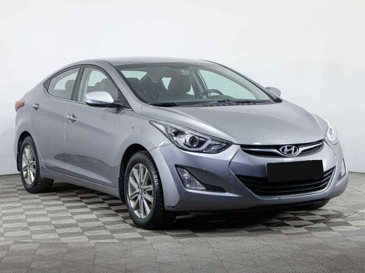 Hyundai Elantra с пробегом — 2014 год. Фото: #2