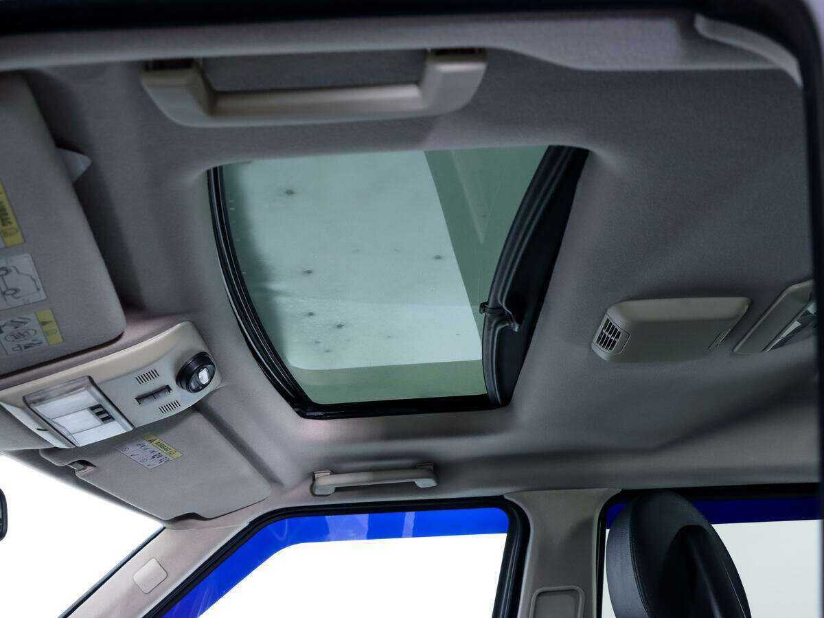 Land Rover Discovery с пробегом — 2006 год. Фото: #9