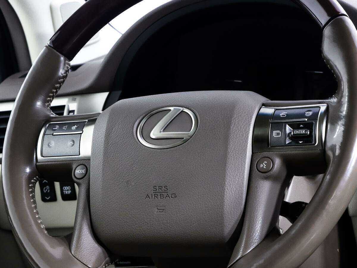 Lexus GX с пробегом — 2017 год. Фото: #12