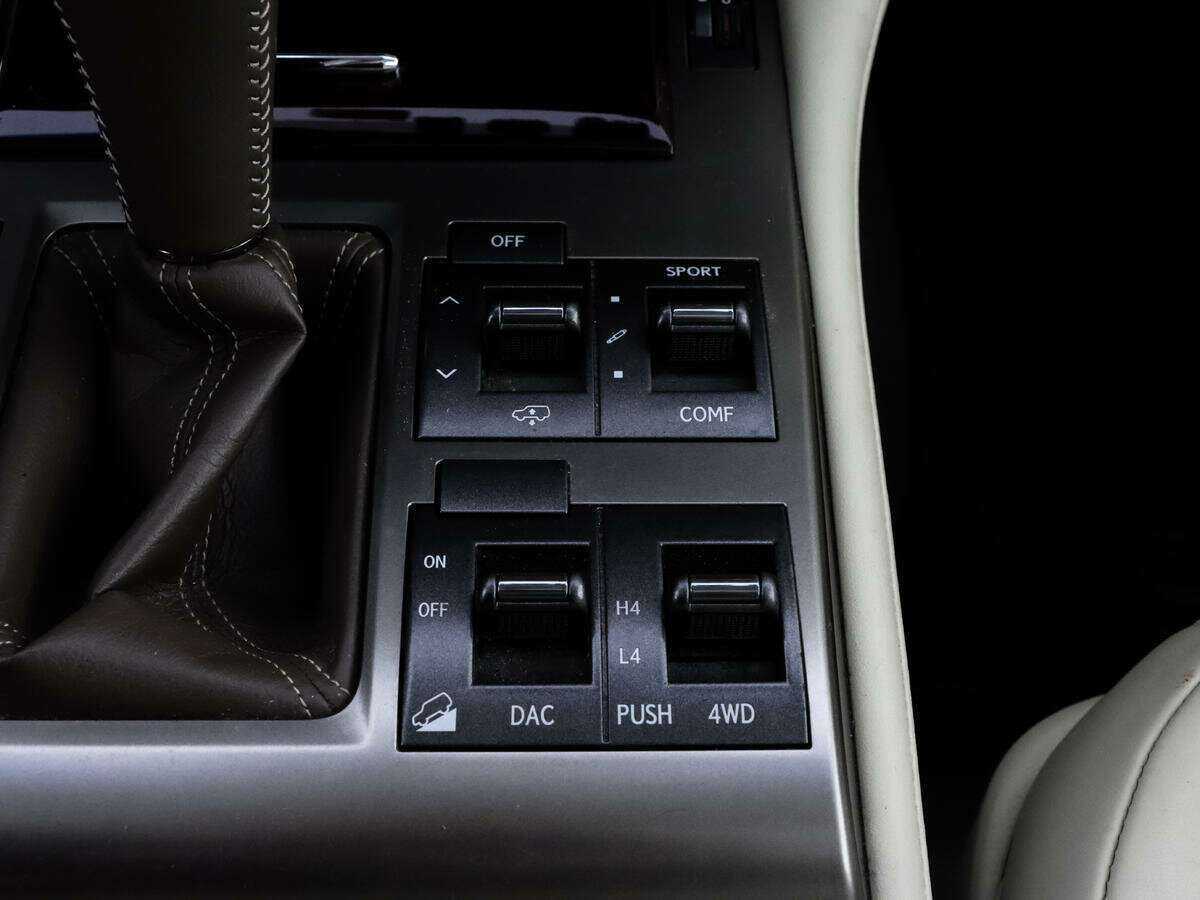 Lexus GX с пробегом — 2017 год. Фото: #15