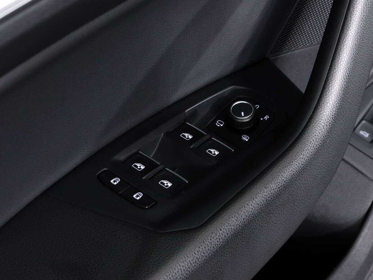 Volkswagen Touareg с пробегом — 2021 год. Фото: #16