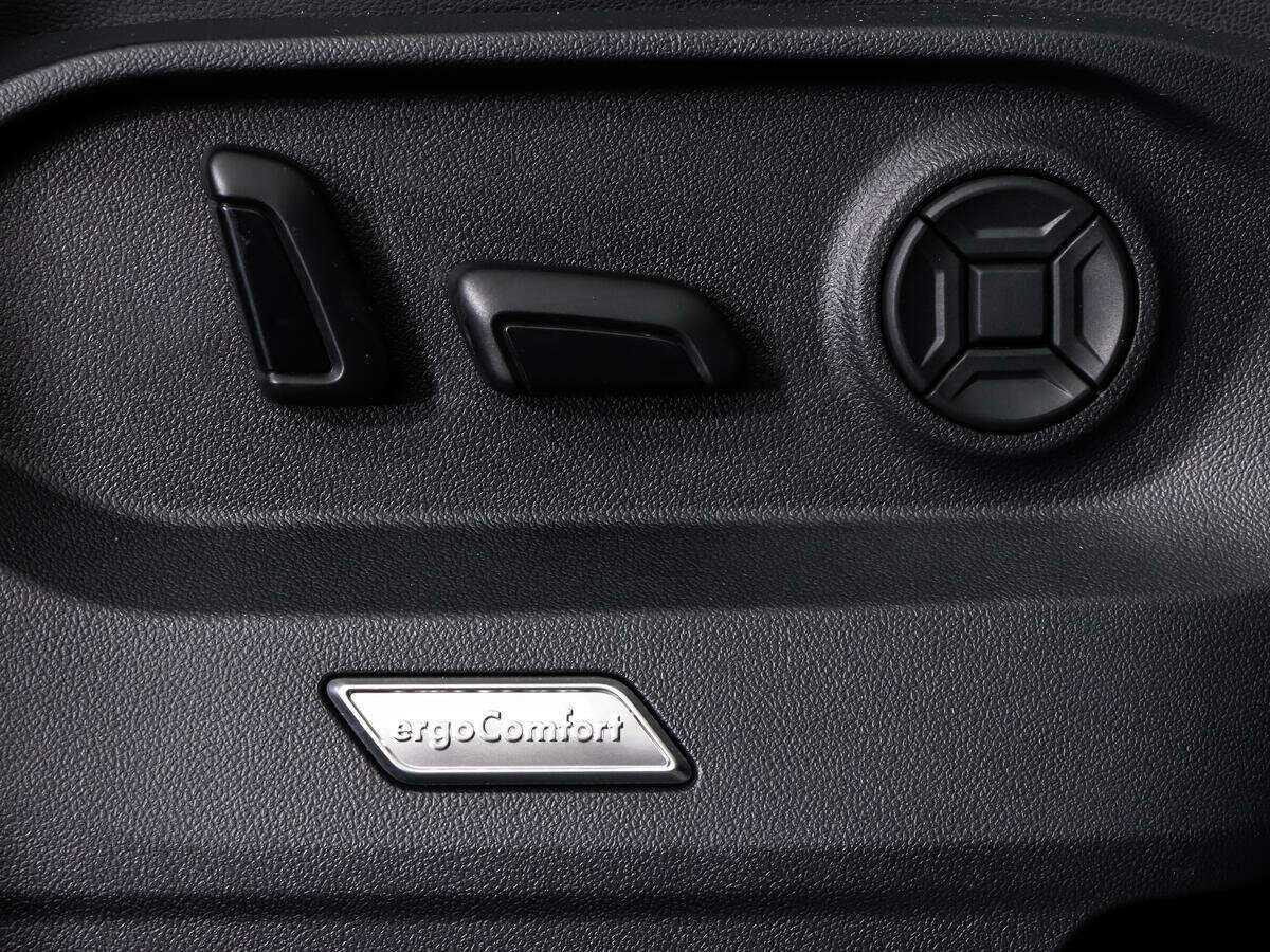 Volkswagen Touareg с пробегом — 2021 год. Фото: #19