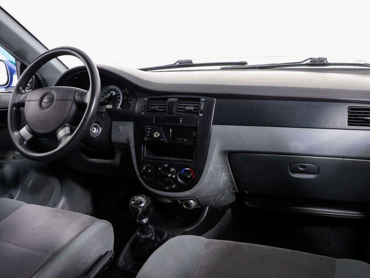 Chevrolet Lacetti с пробегом — 2006 год. Фото: #6