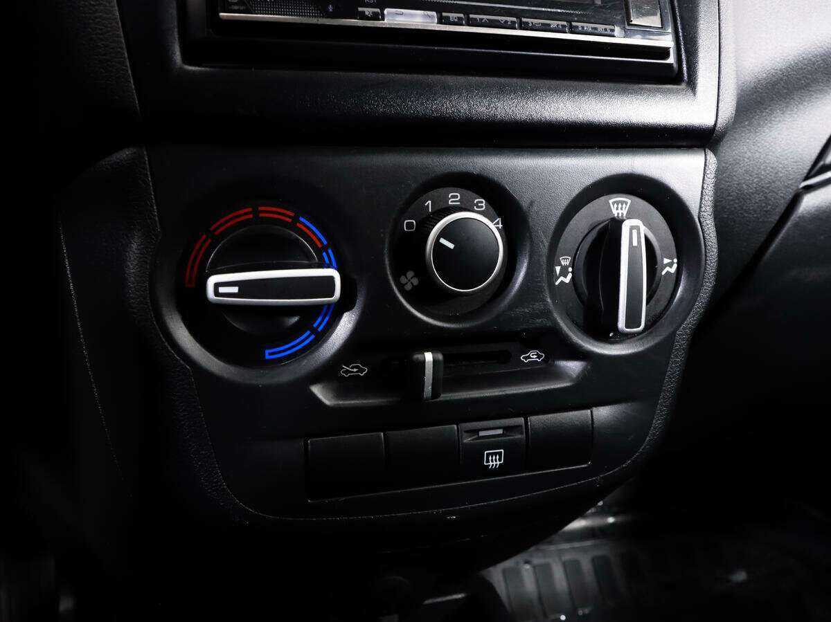 Lada (ВАЗ) Granta с пробегом — 2020 год. Фото: #12