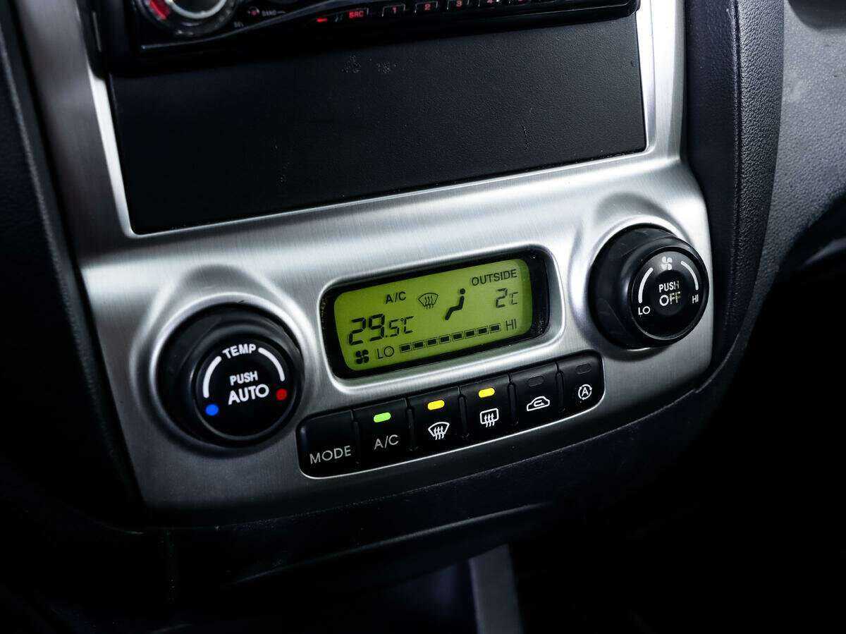 Kia Sportage с пробегом — 2007 год. Фото: #15