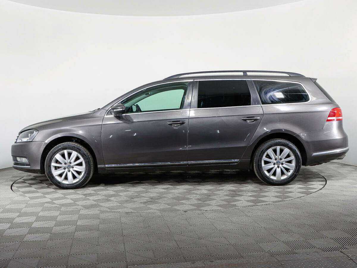 Volkswagen Passat с пробегом — 2011 год. Фото: #7