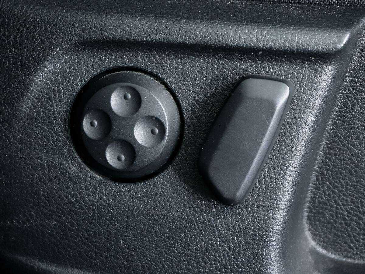 Volkswagen Passat с пробегом — 2011 год. Фото: #12