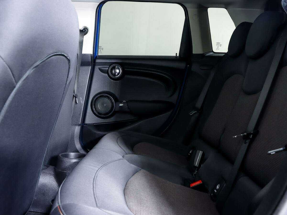 Mini Hatch с пробегом — 2021 год. Фото: #10