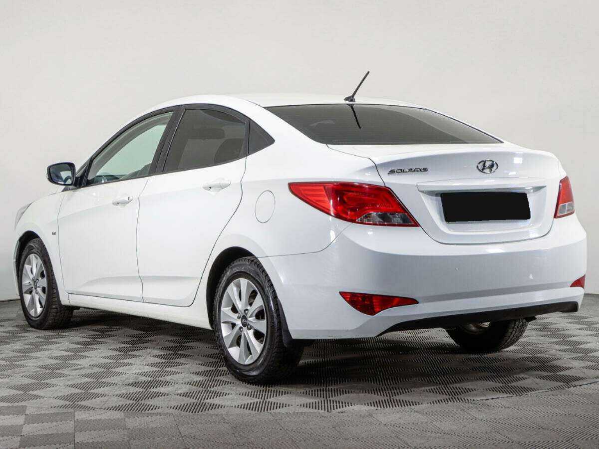 Hyundai Solaris с пробегом — 2016 год. Фото: #5