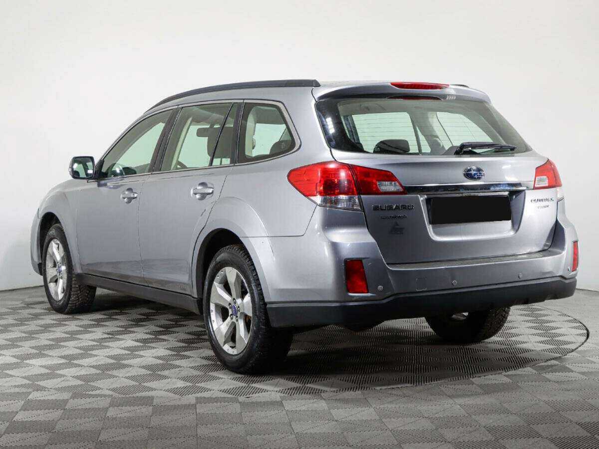 Subaru Legacy с пробегом — 2010 год. Фото: #5
