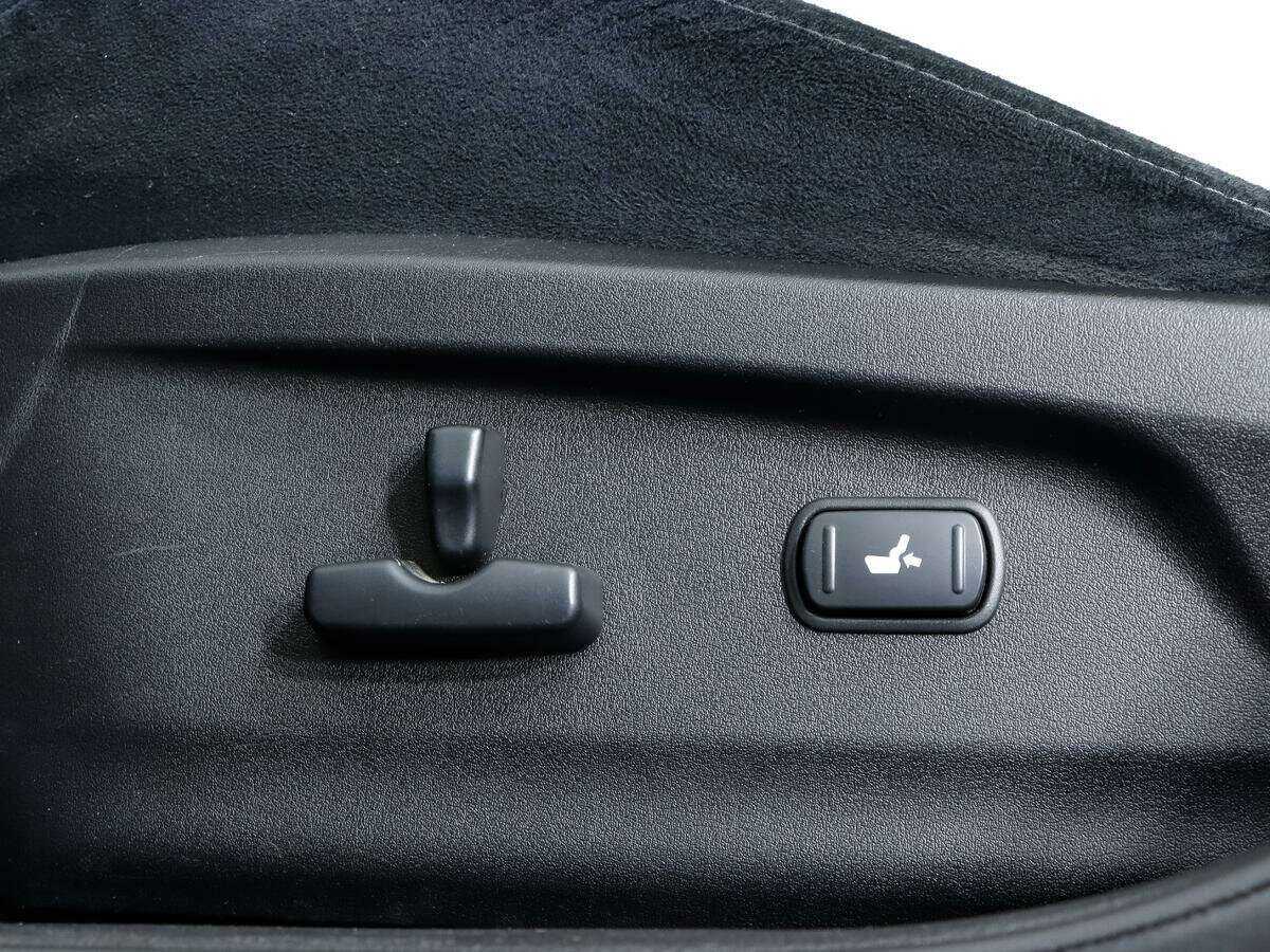 Subaru Legacy с пробегом — 2010 год. Фото: #9