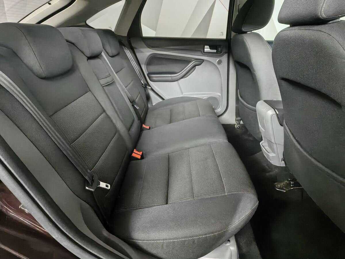 Ford Focus с пробегом — 2009 год. Фото: #12