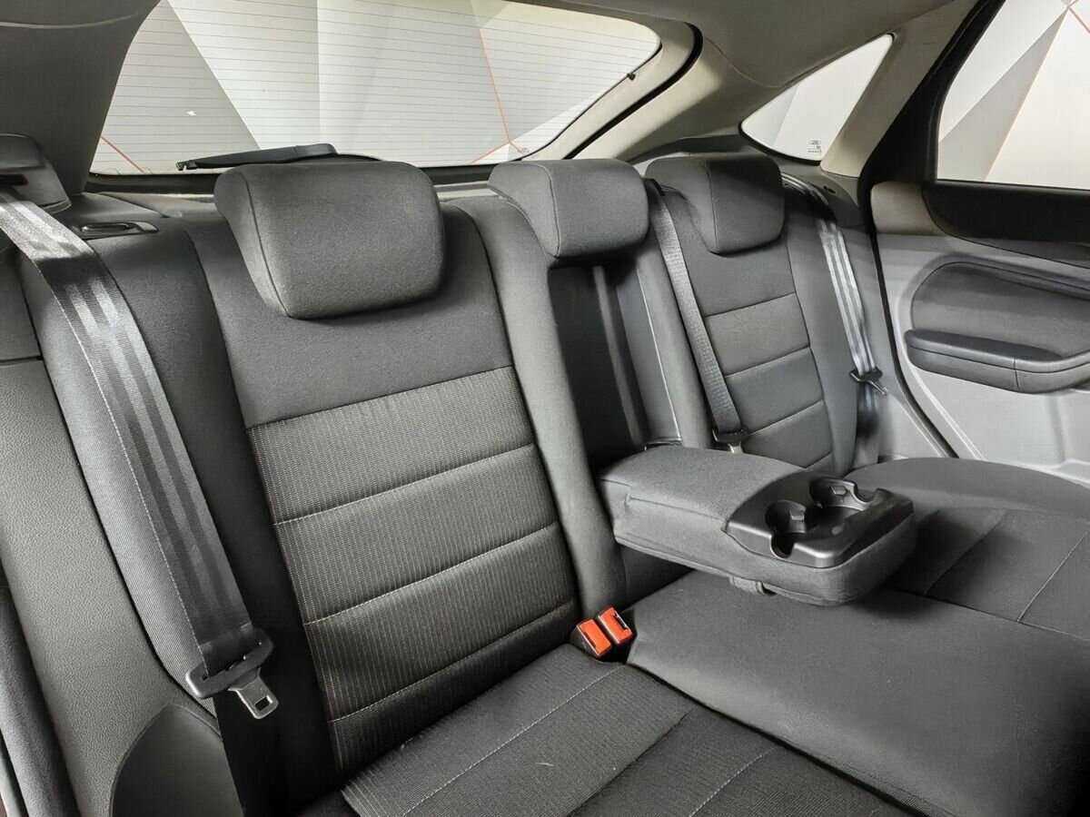 Ford Focus с пробегом — 2009 год. Фото: #13