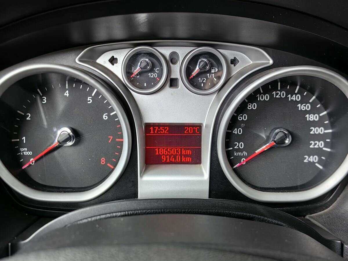 Ford Focus с пробегом — 2009 год. Фото: #14