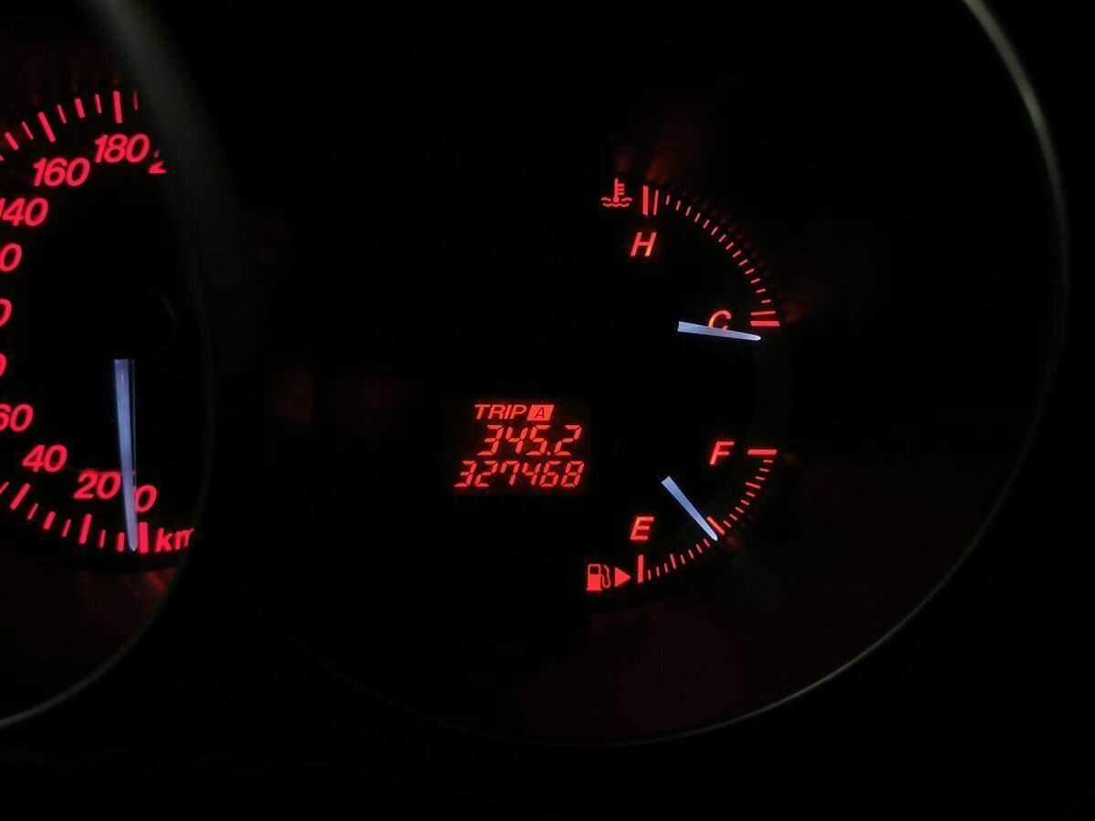 Mazda 3 с пробегом — 2008 год. Фото: #15