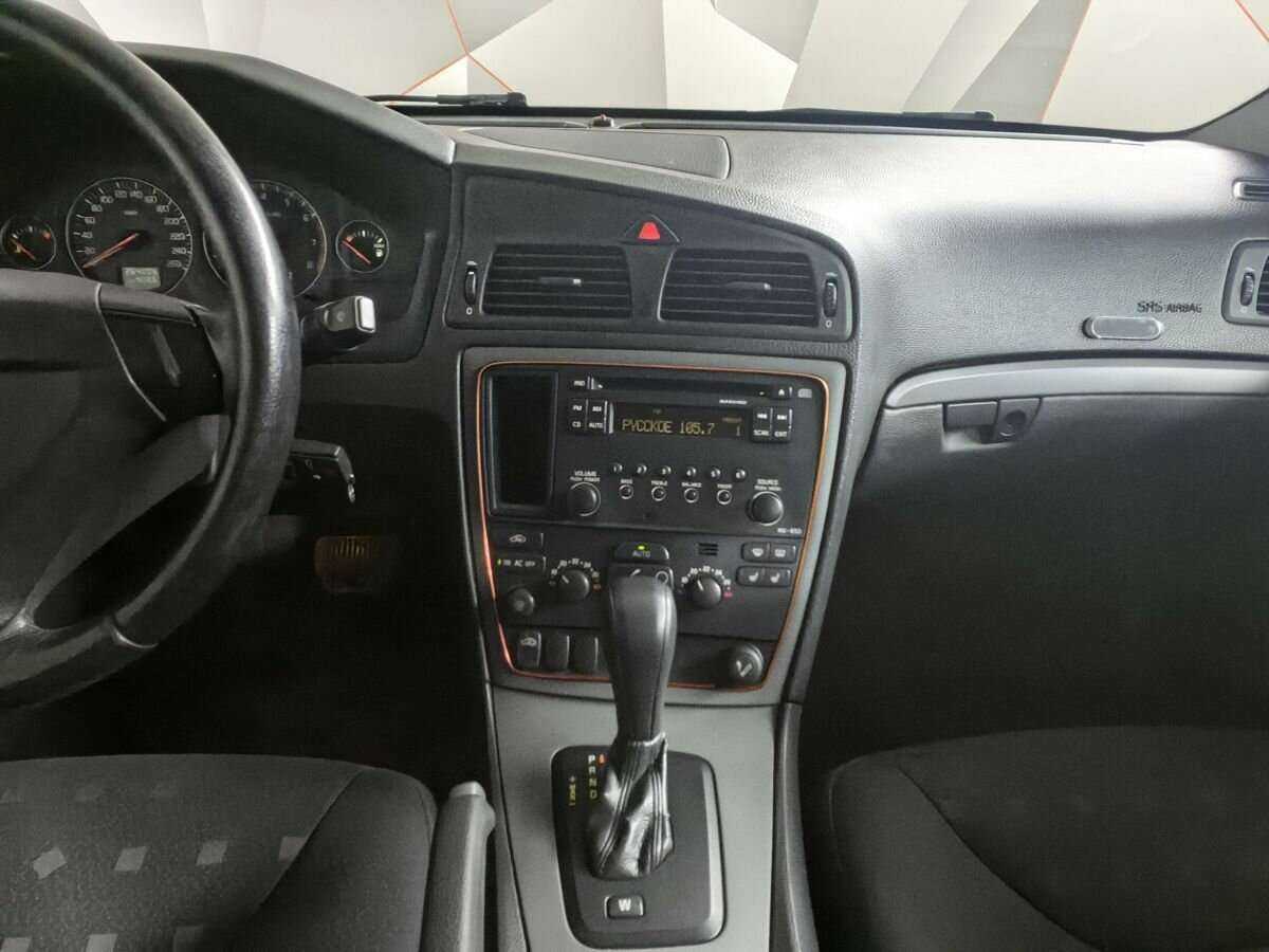 Volvo S60 с пробегом — 2006 год. Фото: #10