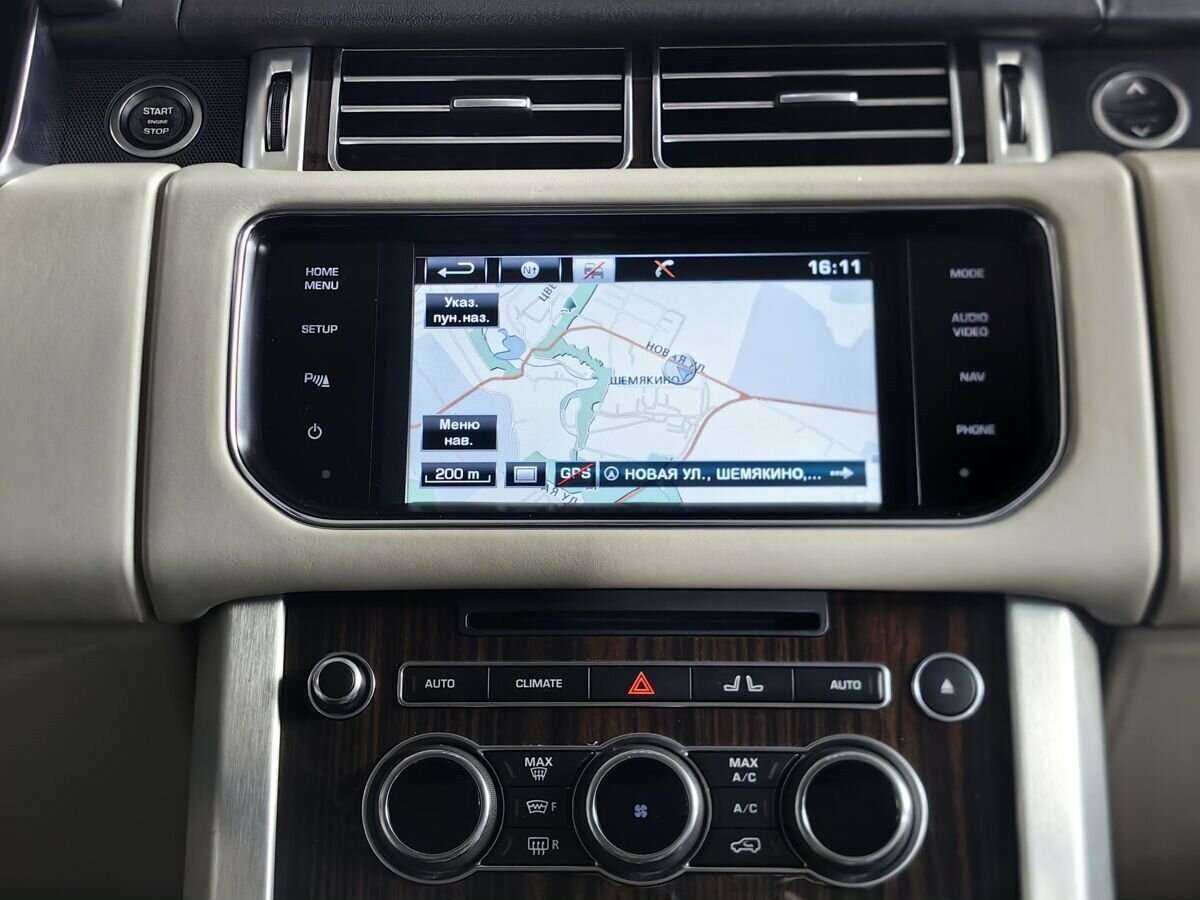 Land Rover Range Rover с пробегом — 2014 год. Фото: #20