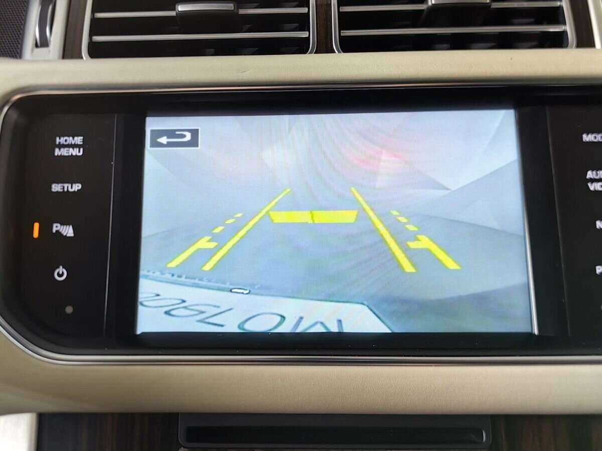 Land Rover Range Rover с пробегом — 2014 год. Фото: #21